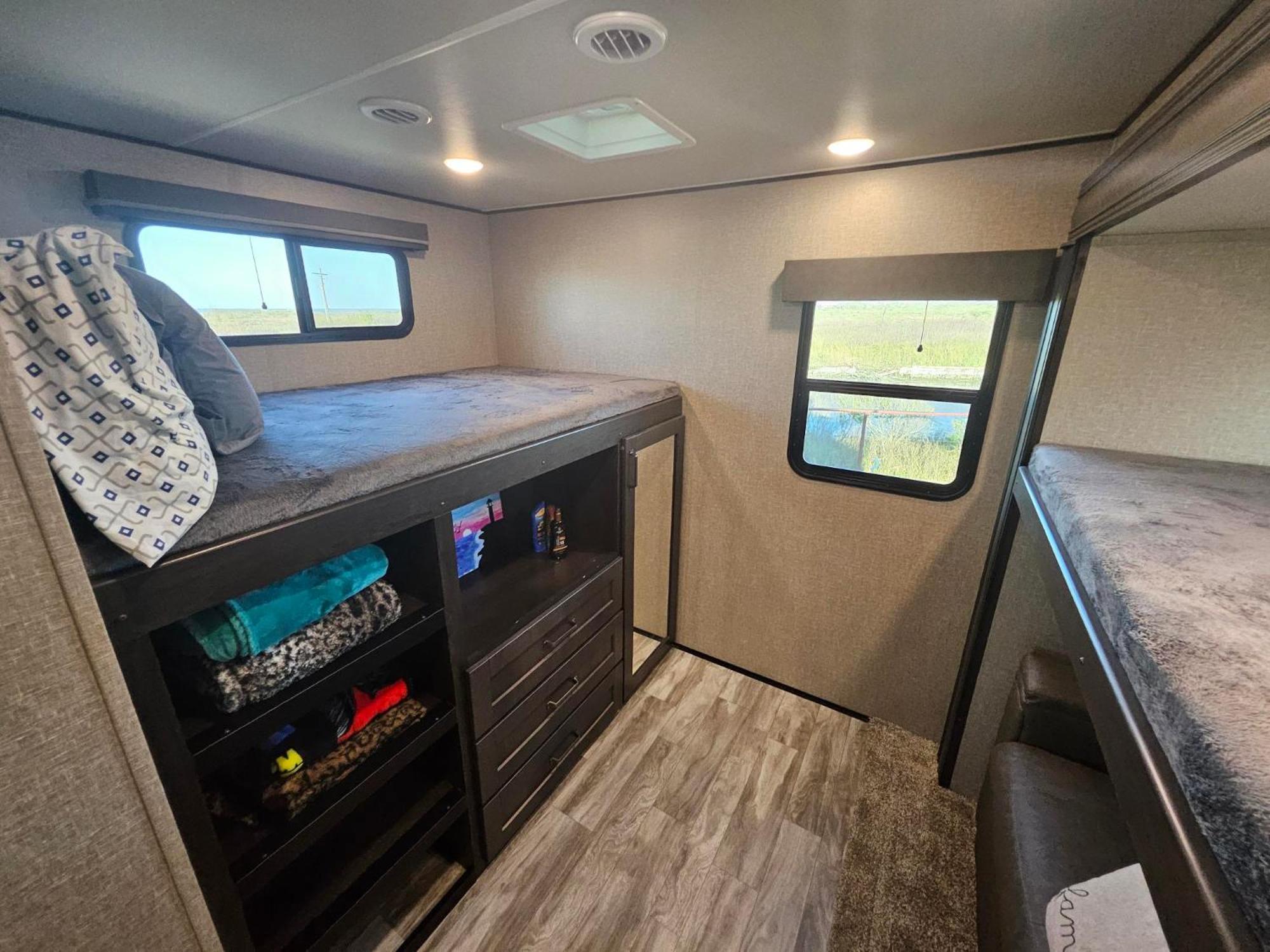 Hailey'S Beach-N-Bay Rv Resort Gilchrist ภายนอก รูปภาพ