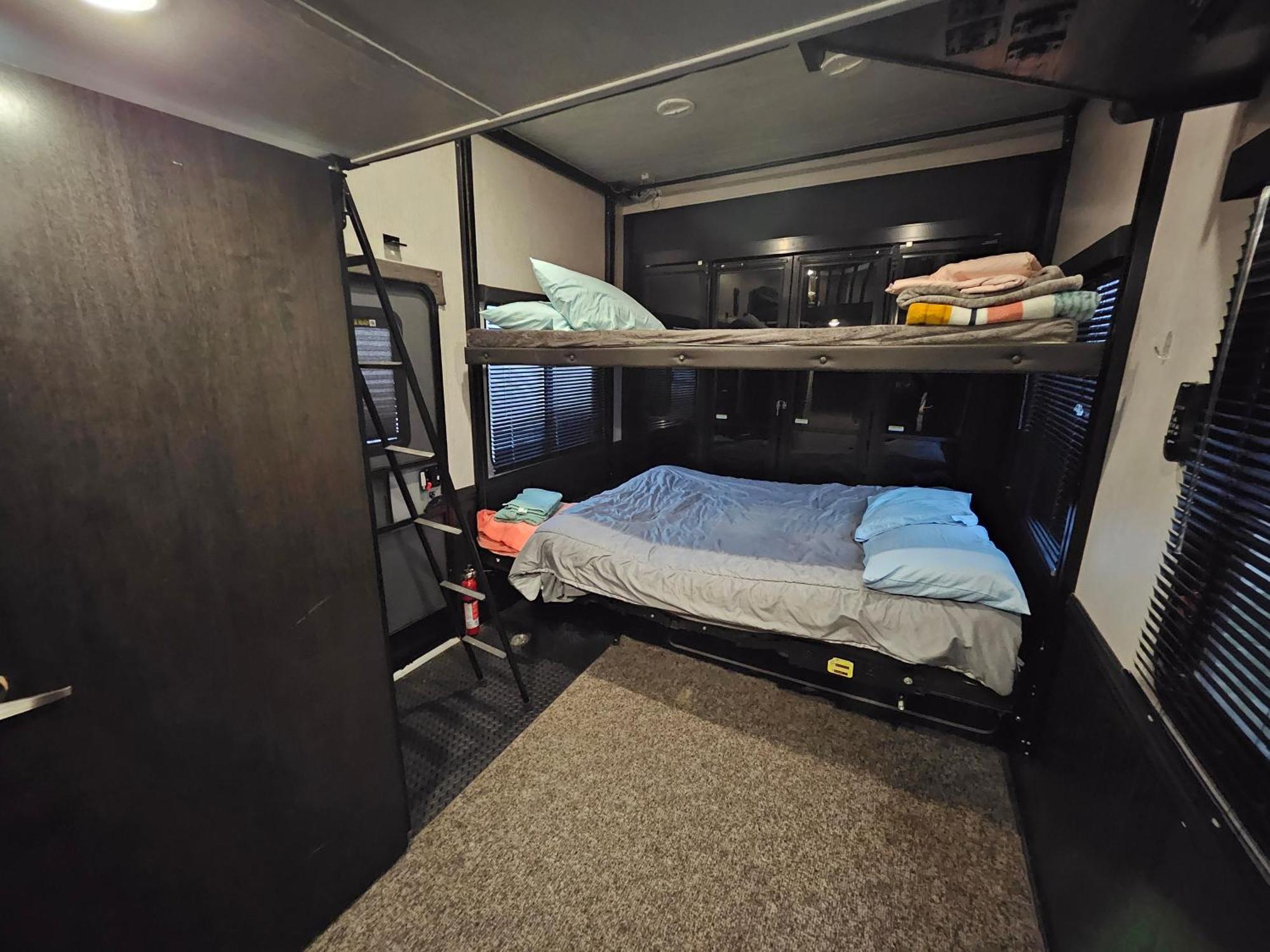 Hailey'S Beach-N-Bay Rv Resort Gilchrist ภายนอก รูปภาพ